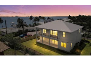 1013 NE Orange Ave, Jensen Beach, FL 34957 - MLS#A11870372