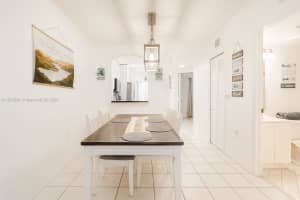 2200 NW 78th Ave 105, Pembroke Pines, FL 33024 - MLS#A11870381