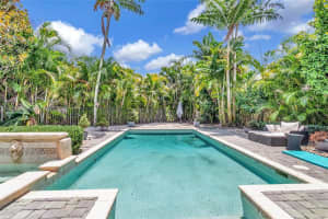 8244 Lakeview Dr, West Palm Beach, FL 33412 - MLS#A11870385
