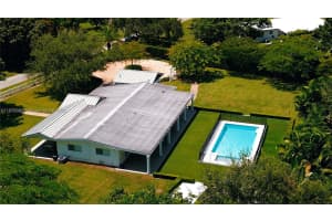 8845 SW 116th St, Miami, FL 33176 - MLS#A11870392