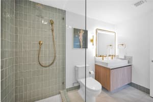 159 NE 6th St 3901, Miami, FL 33132 - MLS#A11870393