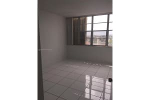 2025 NE 164th St 516, North Miami Beach, FL 33162 - MLS#A11870456