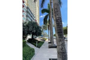 1155 Brickell Bay Dr 805, Miami, FL 33131 - MLS#A11870463