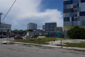 215 NE 25 STREET, Miami, FL 33137 - MLS#A11870480