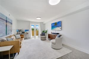 227 Michigan Ave 406, Miami Beach