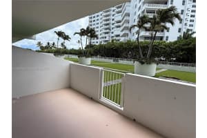 199 Ocean Lane Dr 203, Key Biscayne, FL 33149 - MLS#A11870485