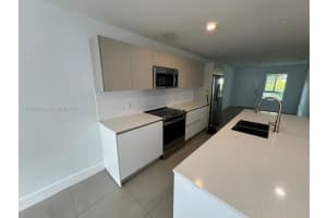 2555 NE 193rd St 2106, Miami, FL 33180 - MLS#A11870533