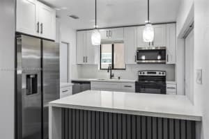 6712 Arbor Dr, Miramar, FL 33023 - MLS#A11870534