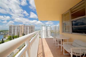 251 174th St 1605, Sunny Isles Beach, FL 33160 - MLS#A11870549