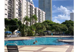 17021 N Bay Rd 1025, Sunny Isles Beach, FL 33160 - MLS#A11870556