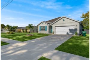 602 Barber St, Sebastian, FL 32958 - MLS#A11870564