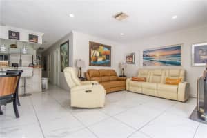 943 W 64th Pl, Hialeah, FL 33012 - MLS#A11870568