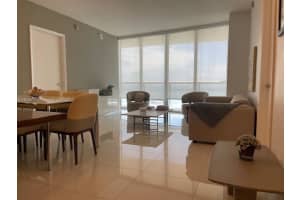 475 Brickell Ave 3807, Miami
