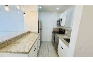 13101 Memorial Hwy 104, North Miami, FL 33161 - MLS#A11870580