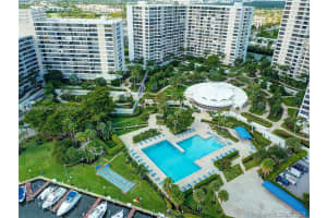 600 Three Islands Blvd 1707, Hallandale Beach, FL 33009 - MLS#A11870591