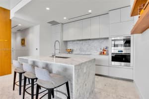 5775 Collins Ave 1105, Miami Beach