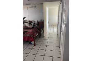 562 NW 98th Ct 562, Miami, FL 33172 - MLS#A11870602