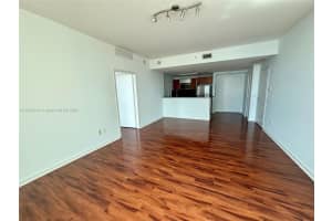 300 S Biscayne Blvd T-3014, Miami, FL 33131 - MLS#A11870616