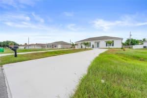 4061 SW Port St Lucie Blvd, Port Saint Lucie, FL 34953 - MLS#A11870627