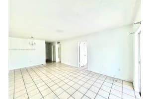 110 Royal Palm Rd 310, Hialeah Gardens, FL 33016 - MLS#A11870631