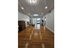 2461 Sw 82nd Ave 103, Davie