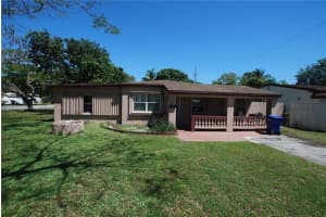 1801 NE 176th St, North Miami Beach, FL 33162 - MLS#A11870652