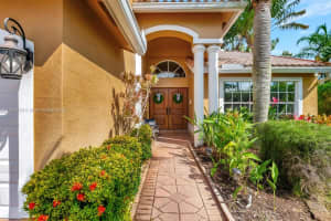 19314 King Palm Ct 19314, Boca Raton, FL 33498 - MLS#A11870659