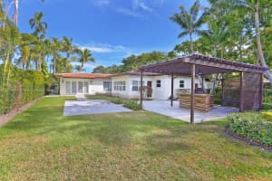 1545 Baracoa Ave, Coral Gables, FL 33146 - MLS#A11870686