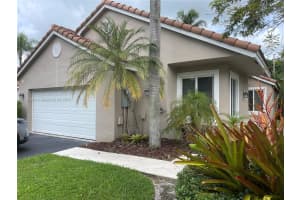 10101 NW 5th St, Plantation, FL 33324 - MLS#A11870698