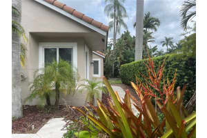 10101 NW 5th St, Plantation, FL 33324 - MLS#A11870698