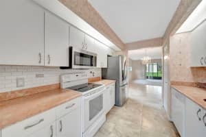 13105 SW 16th Ct 101L, Pembroke Pines, FL 33027 - MLS#A11870714