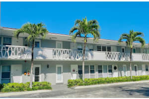 35 Edgewater Dr 103, Coral Gables, FL 33133 - MLS#A11870723