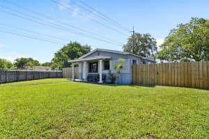 4000 SW 28th St, West Park, FL 33023 - MLS#A11870754