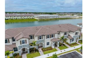 2796 SE 26th Ave 2796, Homestead, FL 33035 - MLS#A11870758