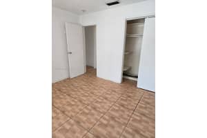 16041 NE 19th Ct 1, North Miami Beach, FL 33162 - MLS#A11870759
