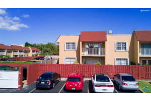 9974 Sw 88th St 1038, Miami