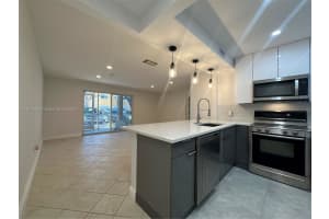 441 SE 10th St 102, Dania Beach, FL 33004 - MLS#A11870869