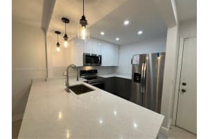 441 SE 10th St 102, Dania Beach, FL 33004 - MLS#A11870869