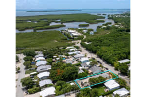 125 Harbor Dr, Key Largo, FL 33037 - MLS#A11870885