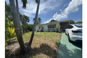 1560 NE 42nd, Pompano Beach, FL 33064 - MLS#A11870890