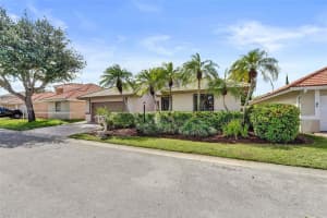 11590 SW 9th Ct, Pembroke Pines, FL 33025 - MLS#A11870905