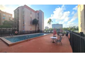 5201 Nw 7th St 609w Miami, FL 33126 - MLS#A11870919
