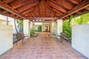 8860 Sw 123rd Ct K305, Miami