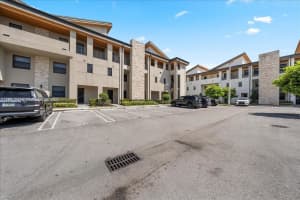 10413 Nw 82nd St 9, Doral