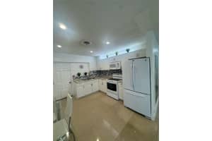 4808 NW 27th Ter, Tamarac, FL 33309 - MLS#A11870974