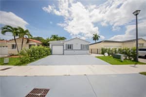 17079 SW 142nd Pl, Miami, FL 33177 - MLS#A11871008