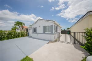 17079 SW 142nd Pl, Miami, FL 33177 - MLS#A11871008