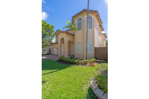8467 NW 110th Pl, Doral, FL 33178 - MLS#A11871009