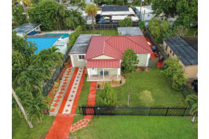 413 Nw 100th Ter, Miami