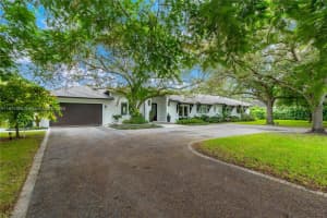 11835 Sw 91st Ave, Miami